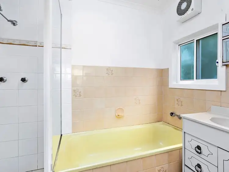 Fifth view of Homely house listing, 5 Russell Street, Balgownie NSW 2519