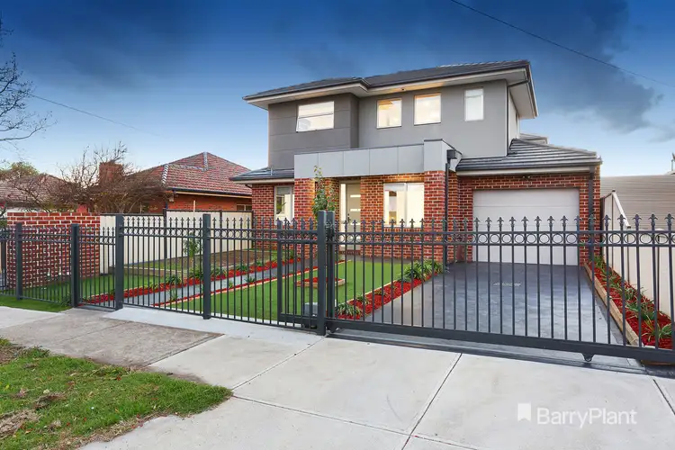 Main view of Homely townhouse listing, 1/19 Isla Avenue, Glenroy VIC 3046