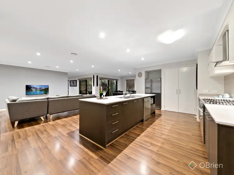 Sixth view of Homely house listing, 1 Cassinia Link, Pakenham VIC 3810
