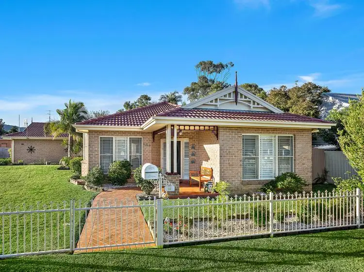 14 Hale Street, Woonona NSW 2517