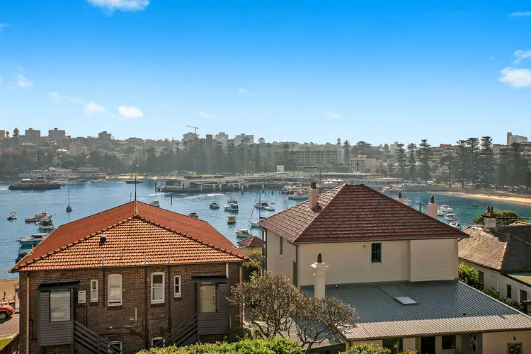 Third view of Homely apartment listing, 18/11 Stuart Street, Manly NSW 2095