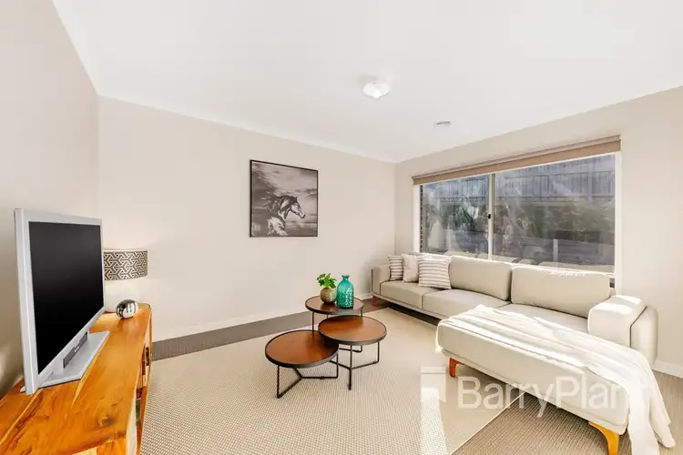 Fifth view of Homely house listing, 17 Joeys Run, South Morang VIC 3752
