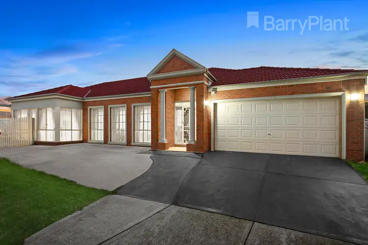 16 Gardenia Close, Craigieburn VIC 3064
