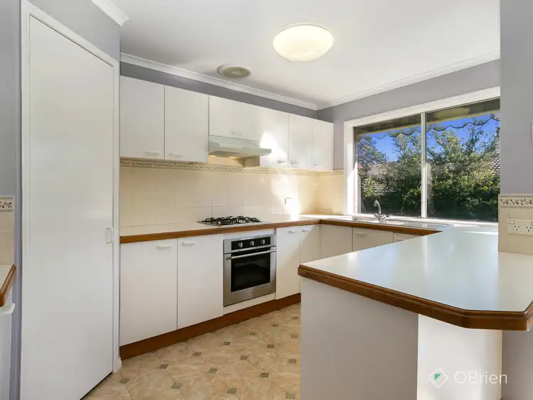 Fifth view of Homely unit listing, 4 Yuille Street, Frankston VIC 3199
