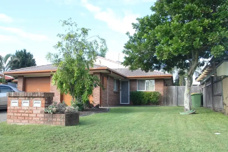 2/15 Riccarton Place, Labrador QLD 4215