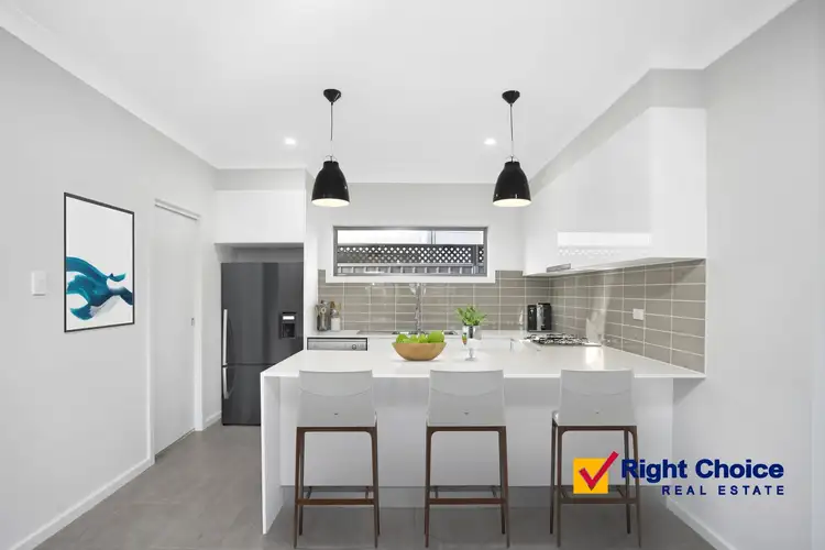 Third view of Homely townhouse listing, 1/40B Devonshire Crescent, Oak Flats NSW 2529