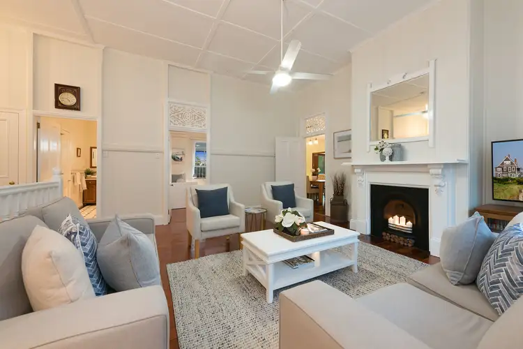 40 Sackville Street, Greenslopes QLD 4120