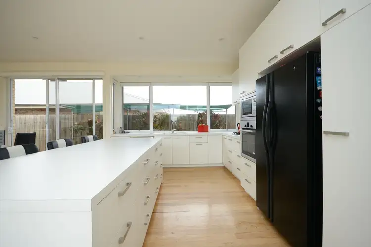Fifth view of Homely house listing, 11 Birch Court, Eastwood VIC 3875