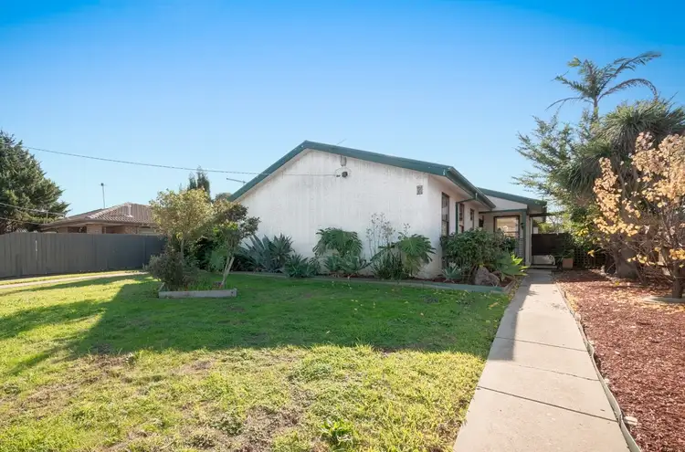 7 Parwan Court, Meadow Heights VIC 3048