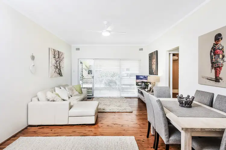 Main view of Homely apartment listing, 2/186 Russell Avenue, Dolls Point NSW 2219