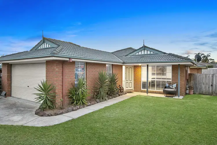 4 Larkin Close, Mount Martha VIC 3934