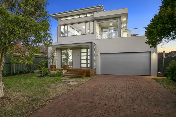 27 Marine Avenue, Mornington VIC 3931