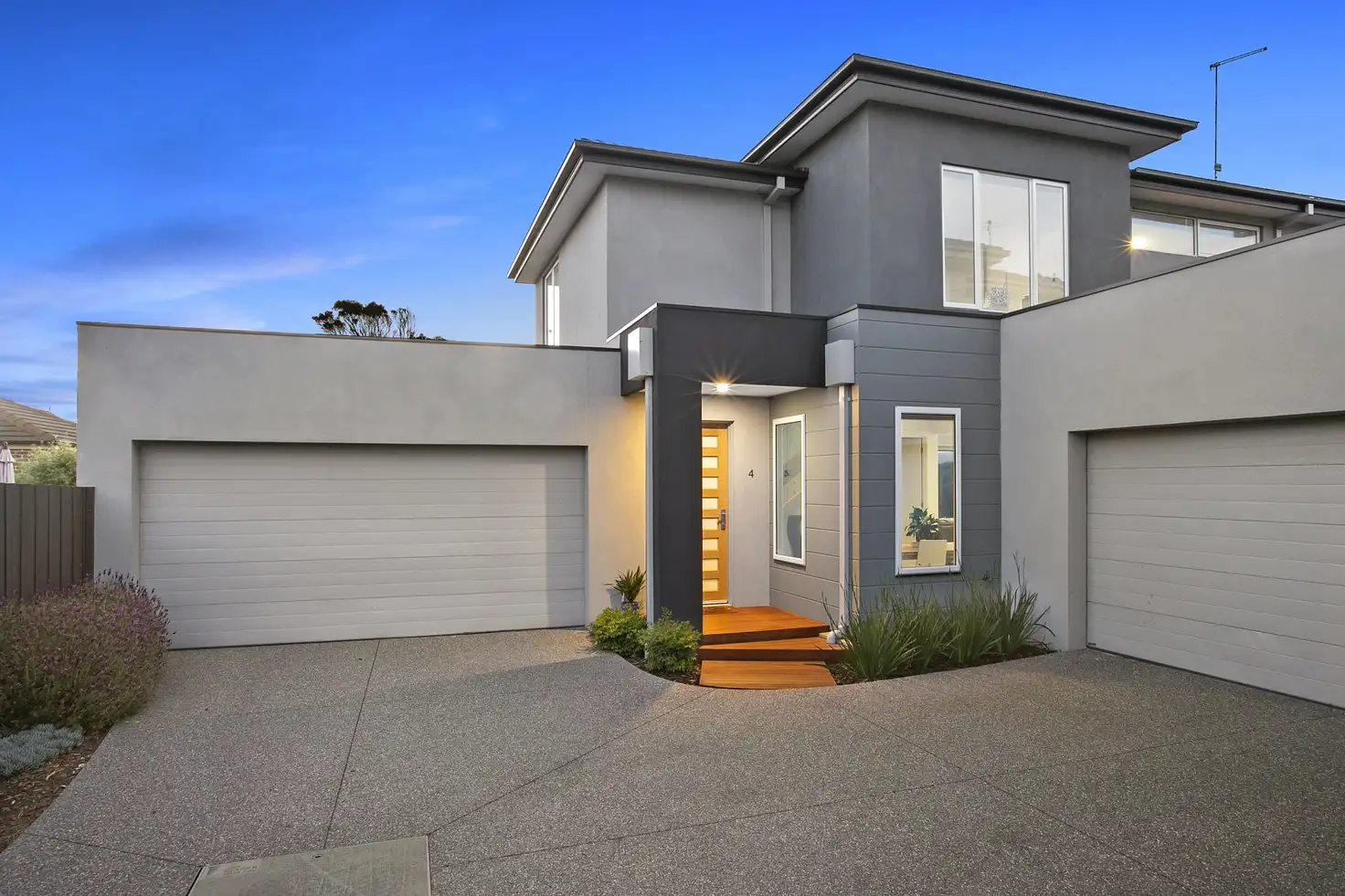 Main view of Homely townhouse listing, 4/4 Beach Grove, Mornington VIC 3931