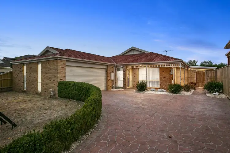 12 Samantha Drive, Mornington VIC 3931