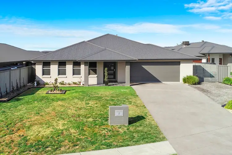 13 Mewburn Drive, Goulburn NSW 2580