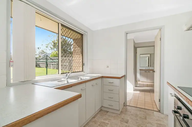 Fifth view of Homely house listing, 3 Hayward Court, Crestmead QLD 4132