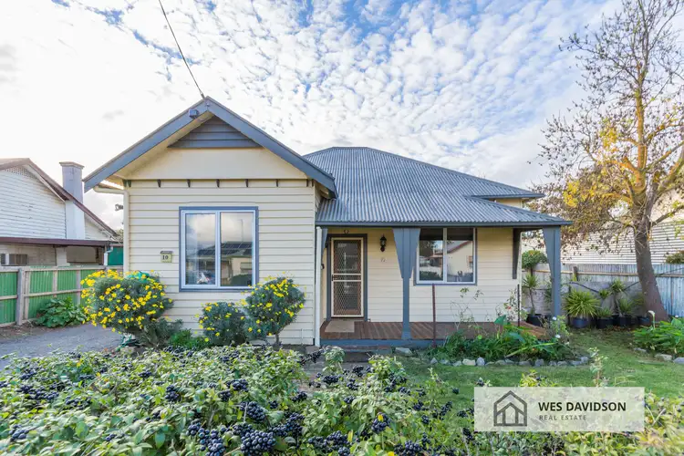 10 Edward Street, Horsham VIC 3400