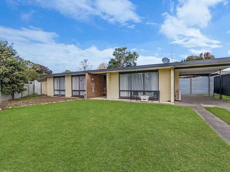 5 Darling Street, Heywood VIC 3304