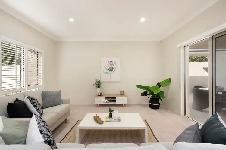 Second view of Homely house listing, 15 Oleander Place, Carindale QLD 4152