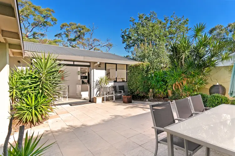 2 Young Crescent, Frenchs Forest NSW 2086