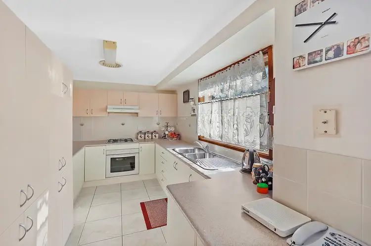 Fifth view of Homely house listing, 8 Parklands Drive, Shellharbour NSW 2529