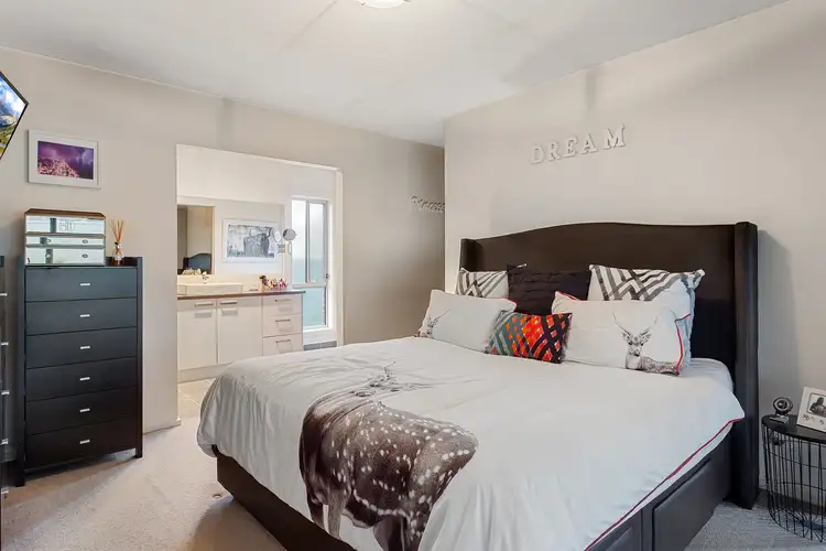 Sixth view of Homely house listing, 11 Janelle Drive, Maiden Gully VIC 3551