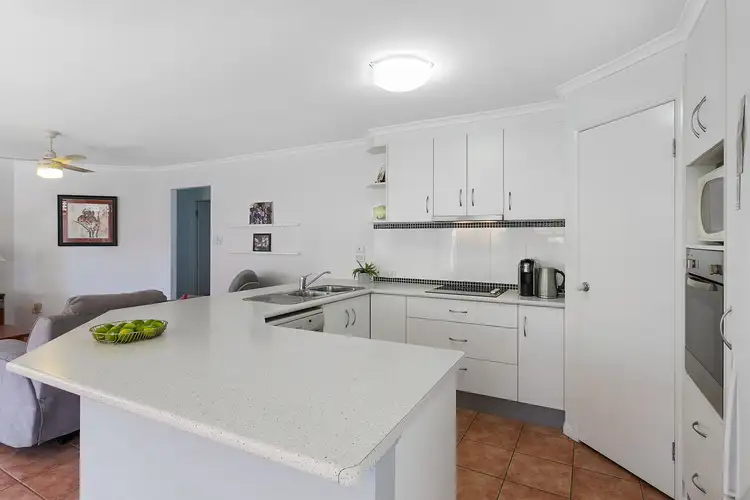 Fifth view of Homely house listing, 14 Marlborough Place, Carindale QLD 4152