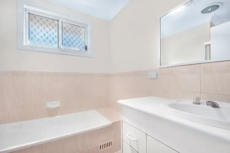 Fifth view of Homely villa listing, 12/74 Cawley Street, Bellambi NSW 2518