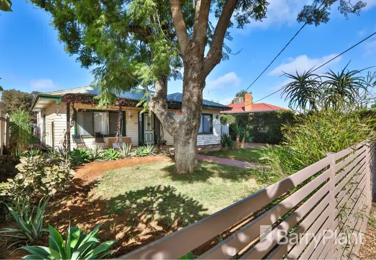 8 Waltham Avenue, Mildura VIC 3500