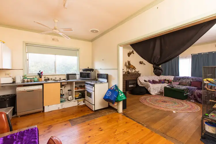 Sixth view of Homely house listing, 8 Waltham Avenue, Mildura VIC 3500