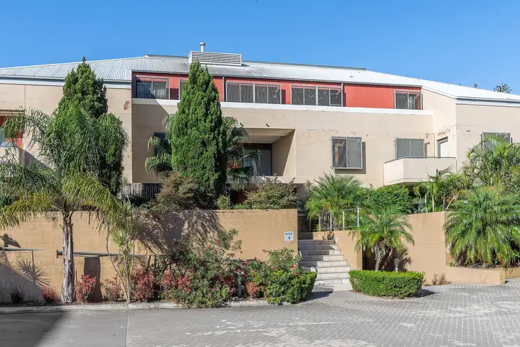 Main view of Homely unit listing, 8/25 Chelmsford Avenue, Botany NSW 2019