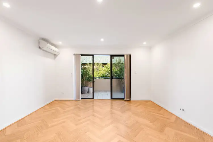 Fifth view of Homely unit listing, 8/25 Chelmsford Avenue, Botany NSW 2019