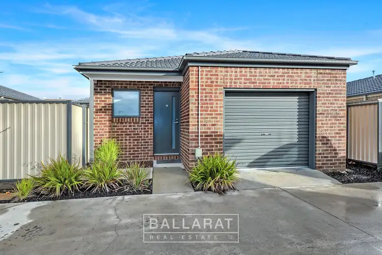 18 Ron Court, Canadian VIC 3350