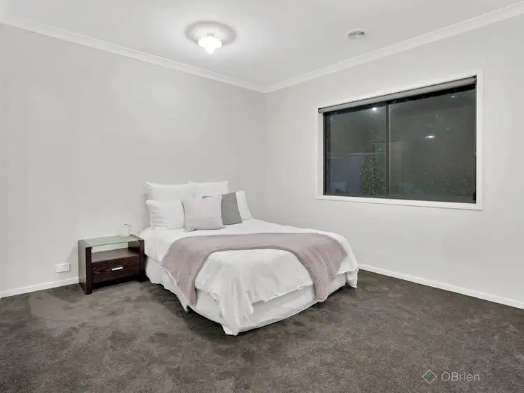 Fifth view of Homely house listing, 8 Cloverbank Drive, Cranbourne East VIC 3977