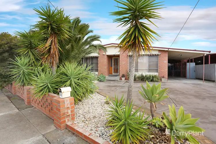 Second view of Homely house listing, 25 Mortlake Avenue, Dallas VIC 3047
