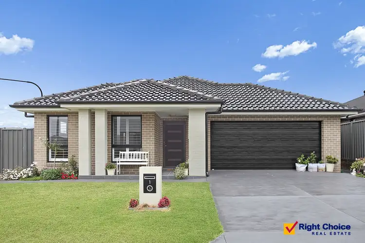 1 Tallawarra Crescent, Haywards Bay NSW 2530