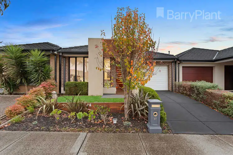 27 Viewside Crescent, Craigieburn VIC 3064