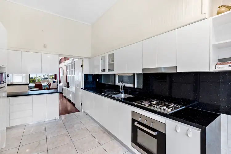 Fifth view of Homely house listing, 8 Monash Parade, Dee Why NSW 2099