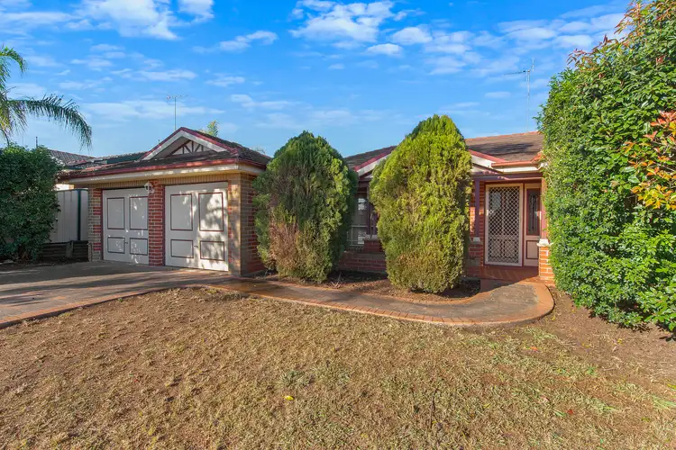 22 Woodlands Drive, Glenmore Park NSW 2745