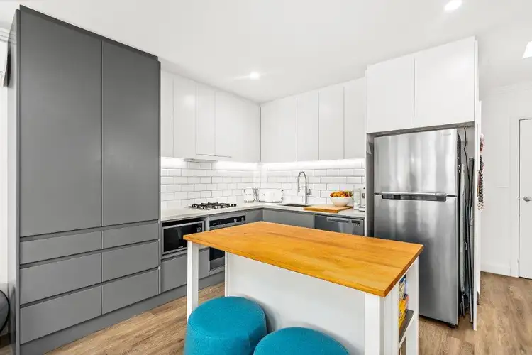 23/120 The Promenade