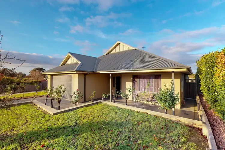 19 Fairway Drive, Traralgon VIC 3844