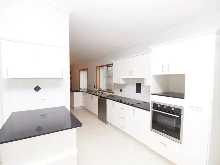 Sixth view of Homely house listing, 8 St George Avenue, Vincentia NSW 2540