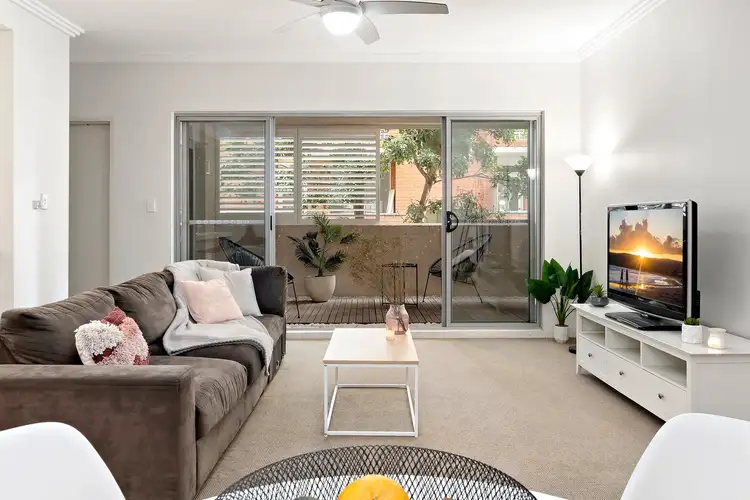 Fifth view of Homely apartment listing, 2/59-61 Pacific Parade, Dee Why NSW 2099