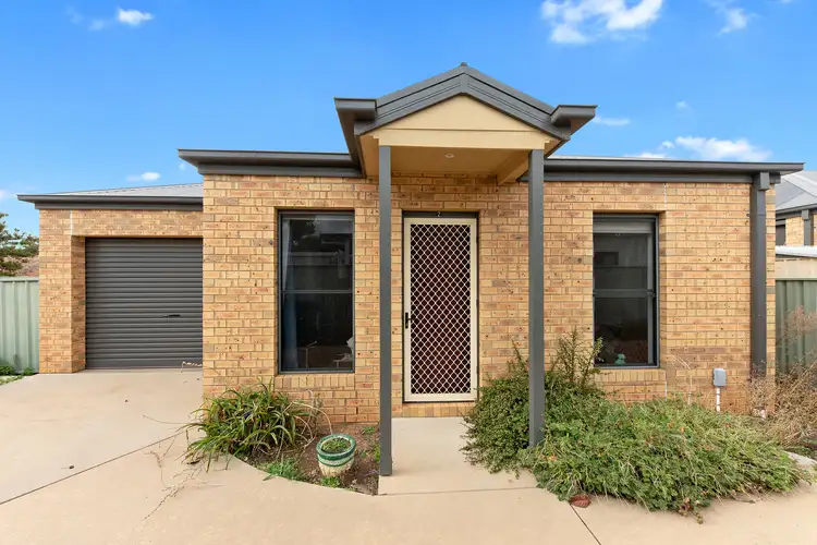 Main view of Homely unit listing, 2/14 Peg Leg Road, Eaglehawk VIC 3556