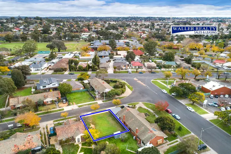 2A Churchill Avenue, Flora Hill VIC 3550