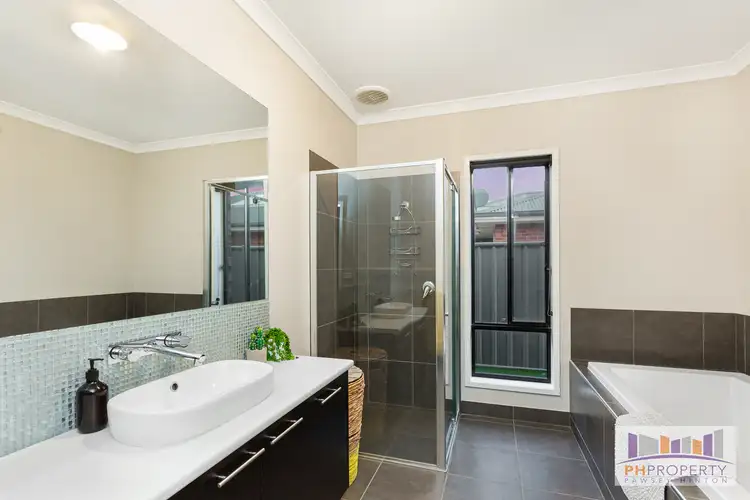 Sixth view of Homely house listing, 13 Topaz Avenue, White Hills VIC 3550