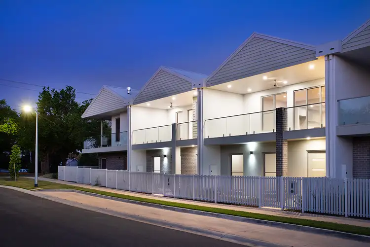 Third view of Homely townhouse listing, 5 Carnegie Way, Bendigo VIC 3550