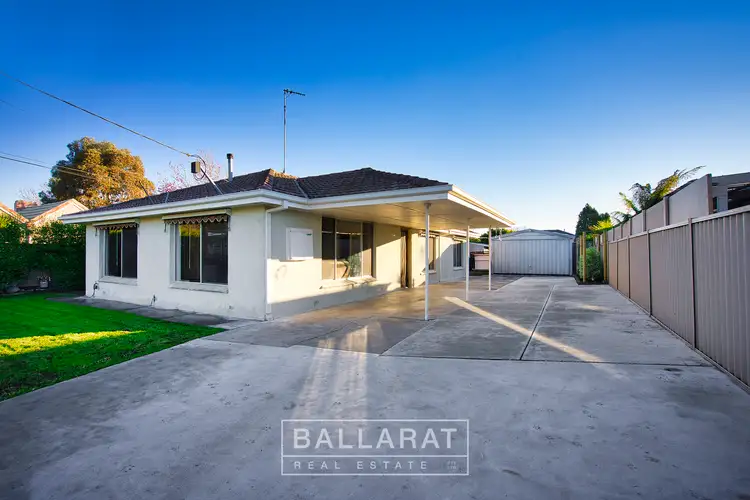 30 Charlotte Street, Sebastopol VIC 3356