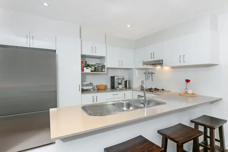 Third view of Homely unit listing, 9/7-13 Brookvale Avenue, Brookvale NSW 2100
