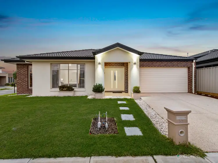 57 Nelson Street, Cranbourne East VIC 3977